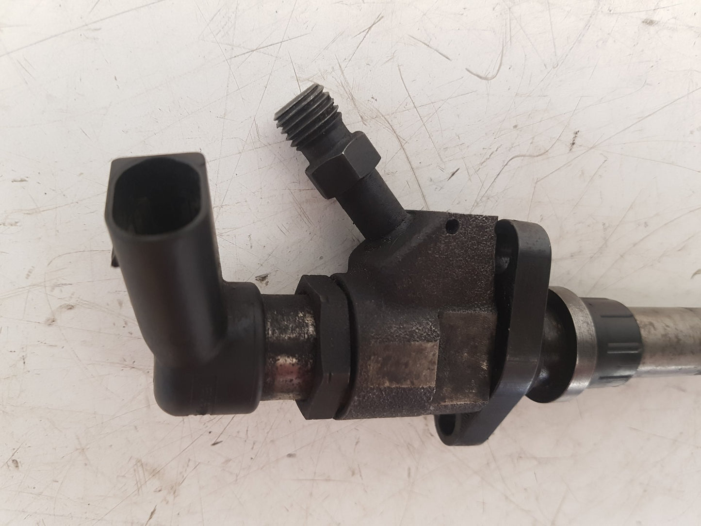 2006 - 2011 Volvo C70  Convertible Fuel Injector 9659337980