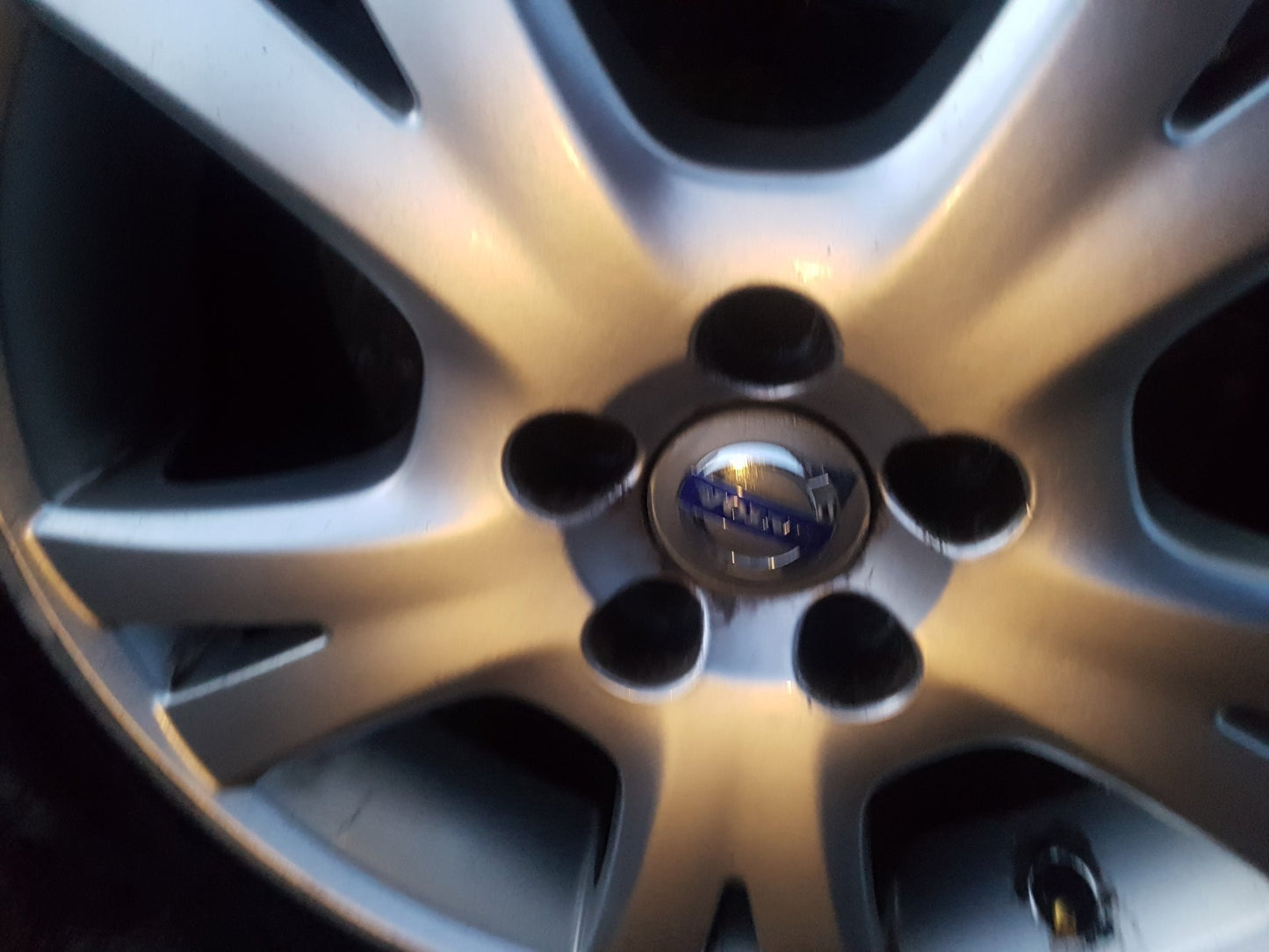 2008 - 2011 Volvo V70  Estate Alloy Wheel 30643770