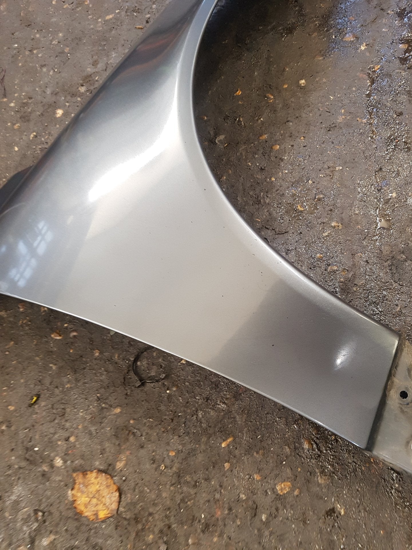 2008 - 2016 Volvo V70  Estate Right Front Guard