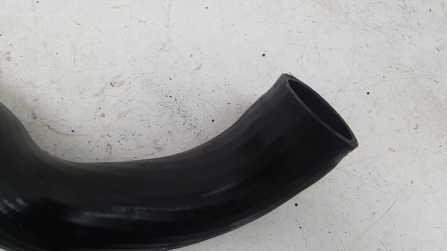 2002 - 2007 Volvo V70  Estate INTERCOOLER HOSE 30645937
