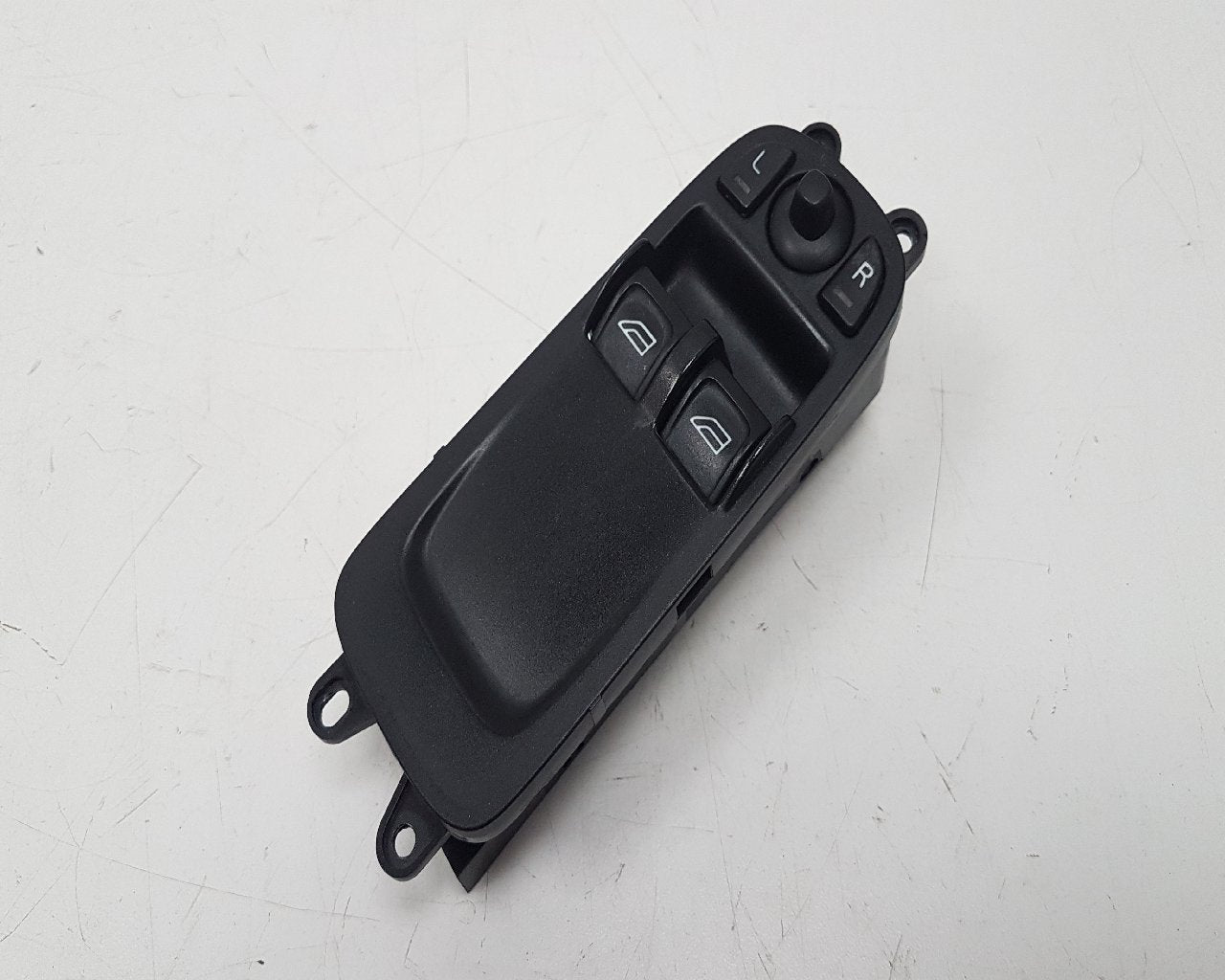 2006 - 2012 Volvo C30  Hatchback Right Front Window Switch 30773208
