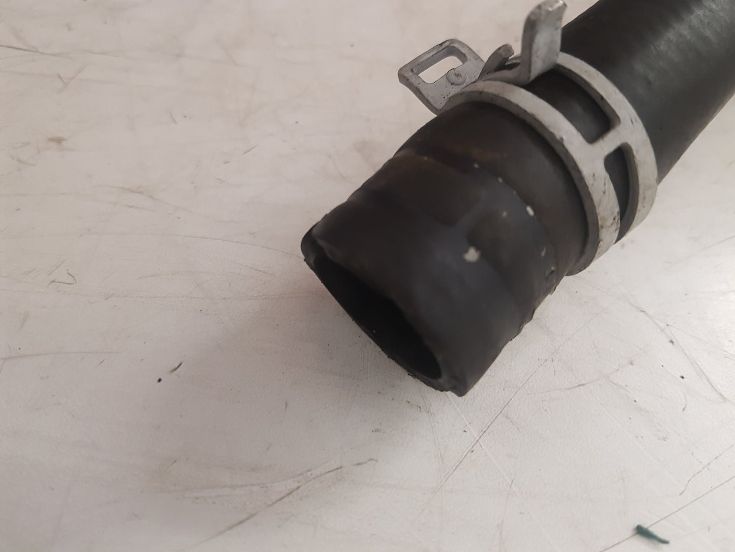 2006 - 2012 Volvo C30  Hatchback RADIATOR HOSE 30725839