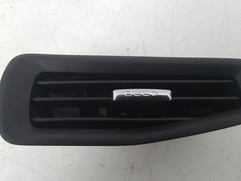 2019 - 2021 Volvo XC40 536 Estate AIR VENT (PASSENGER SIDE FRONT) 31469598