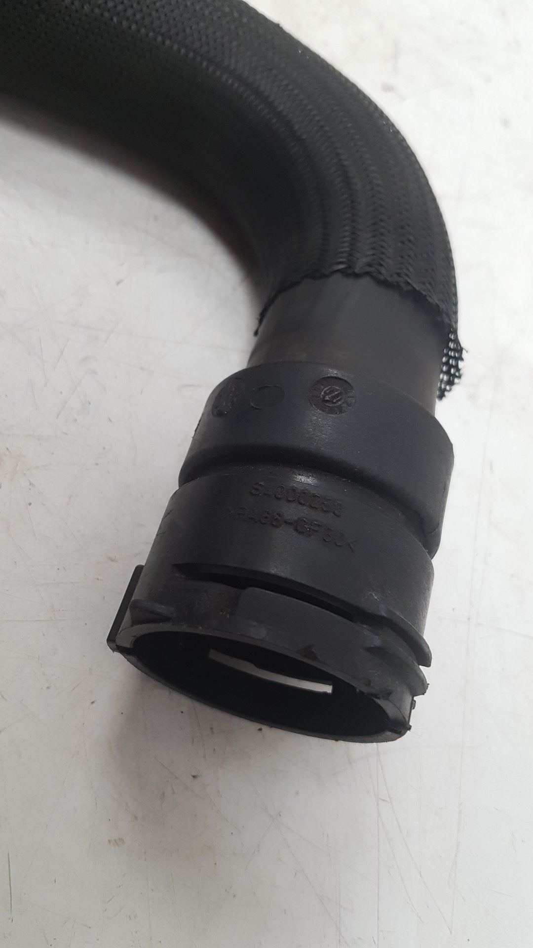 2010 - 2014 Volvo XC60  Estate RADIATOR HOSE 31338497