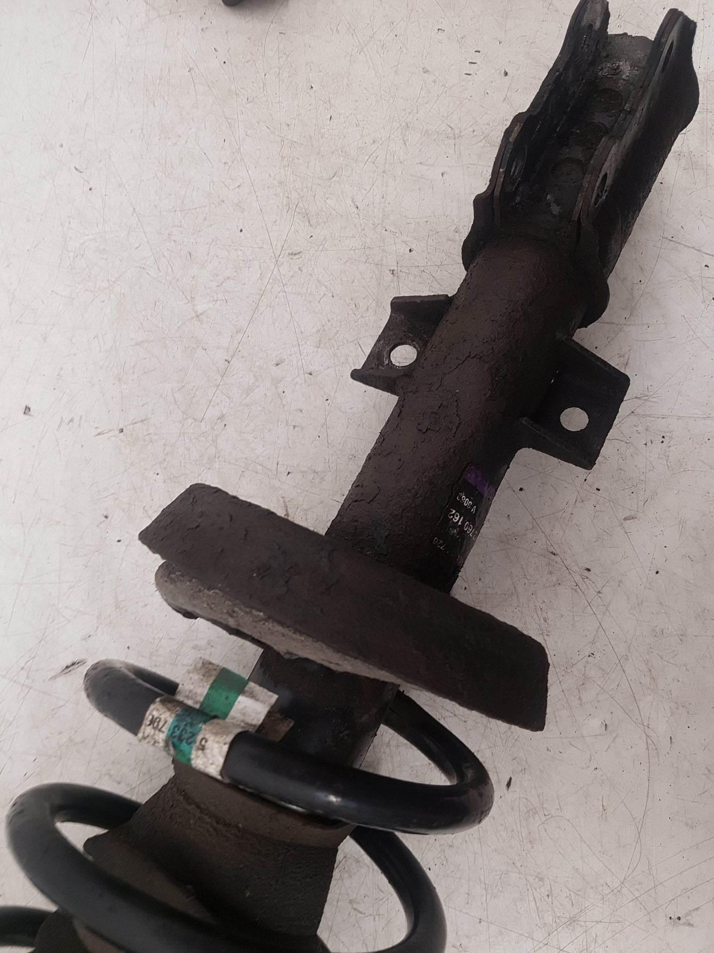 2006 - 2009 Saab 9-5  Estate Left Front Shock Absorber 5233366