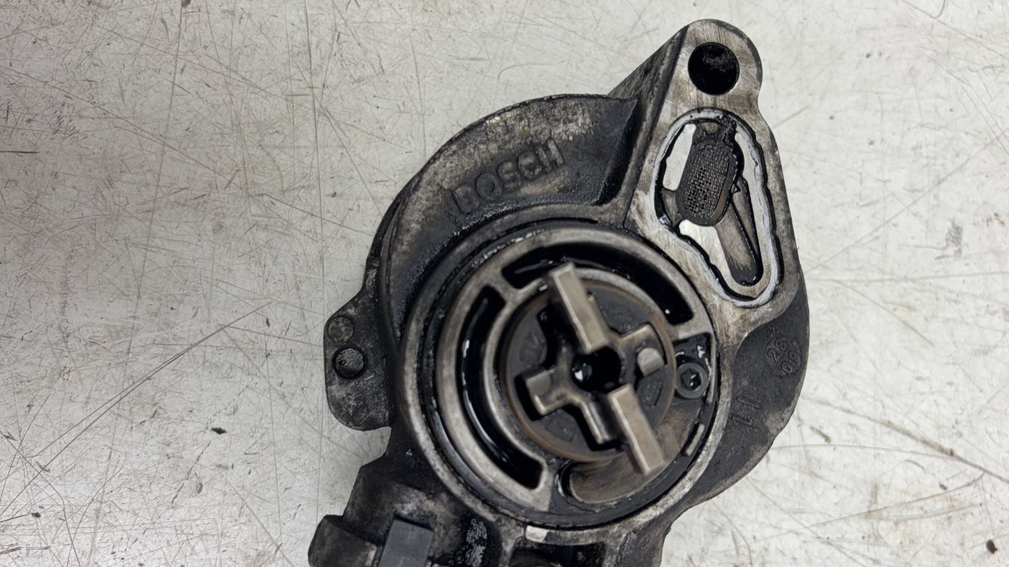 2006 - 2012 Volvo C30  Hatchback Brake Vacuum Pump 30725859