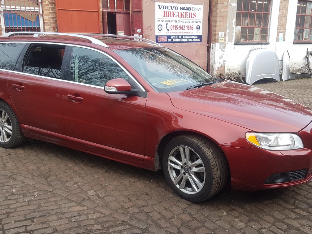 2011 Volvo V70 III 135 Estate Diesel