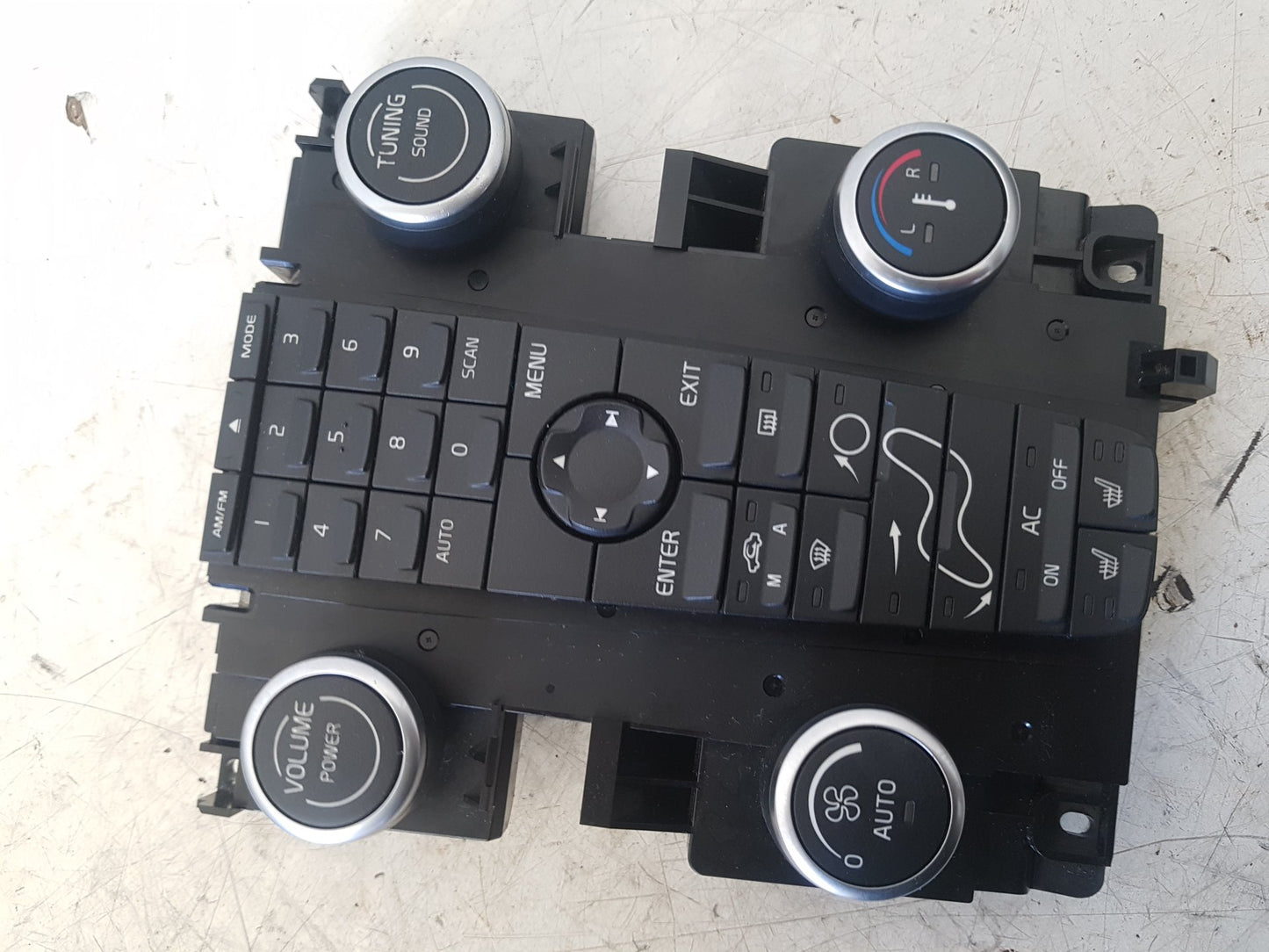 2007 - 2012 Volvo C30 533 Hatchback Climate Controller 30782535