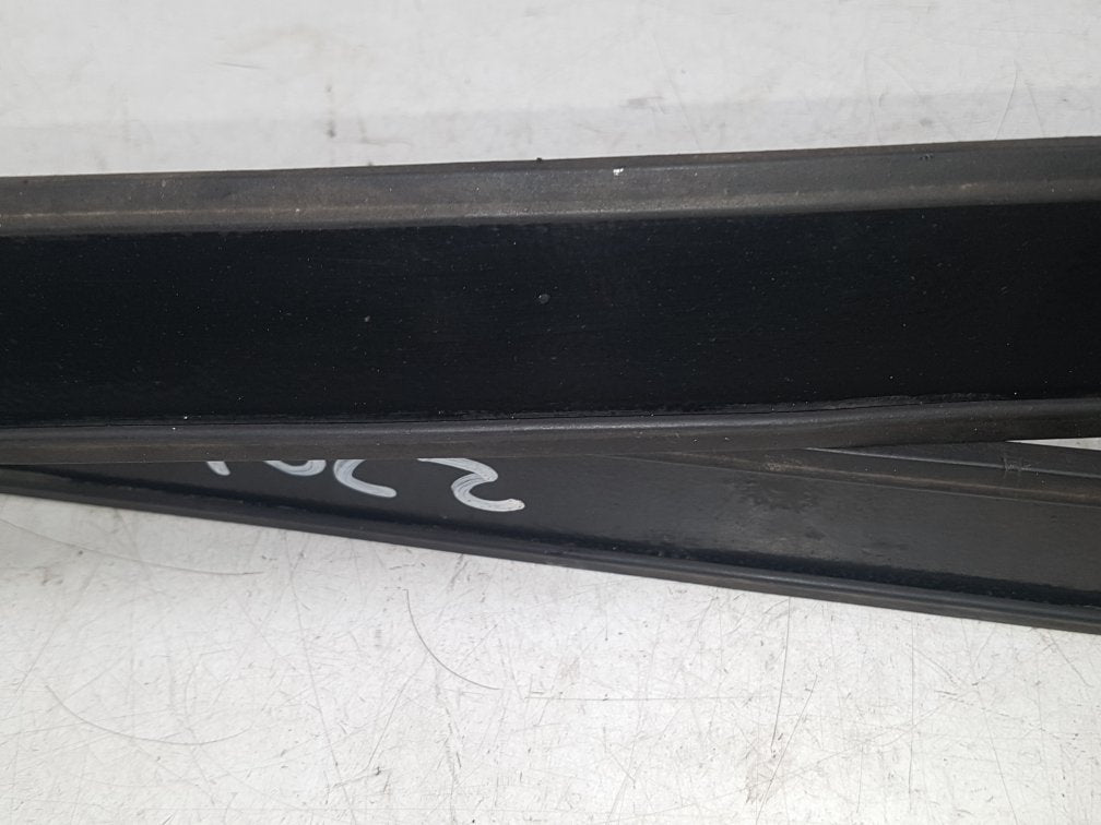 2005 - 2015 Saab 9-3  Estate FUEL TANK STRAPS 12841857