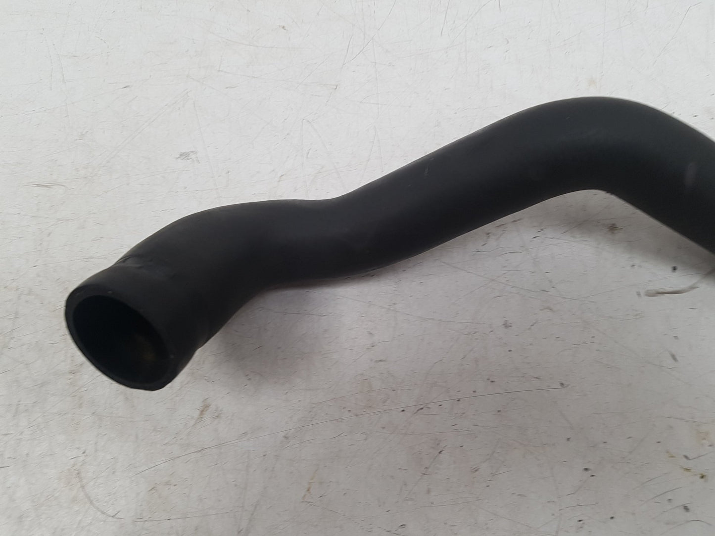 2008 - 2009 Volvo C70  Convertible RADIATOR HOSE 3M5H8260CH