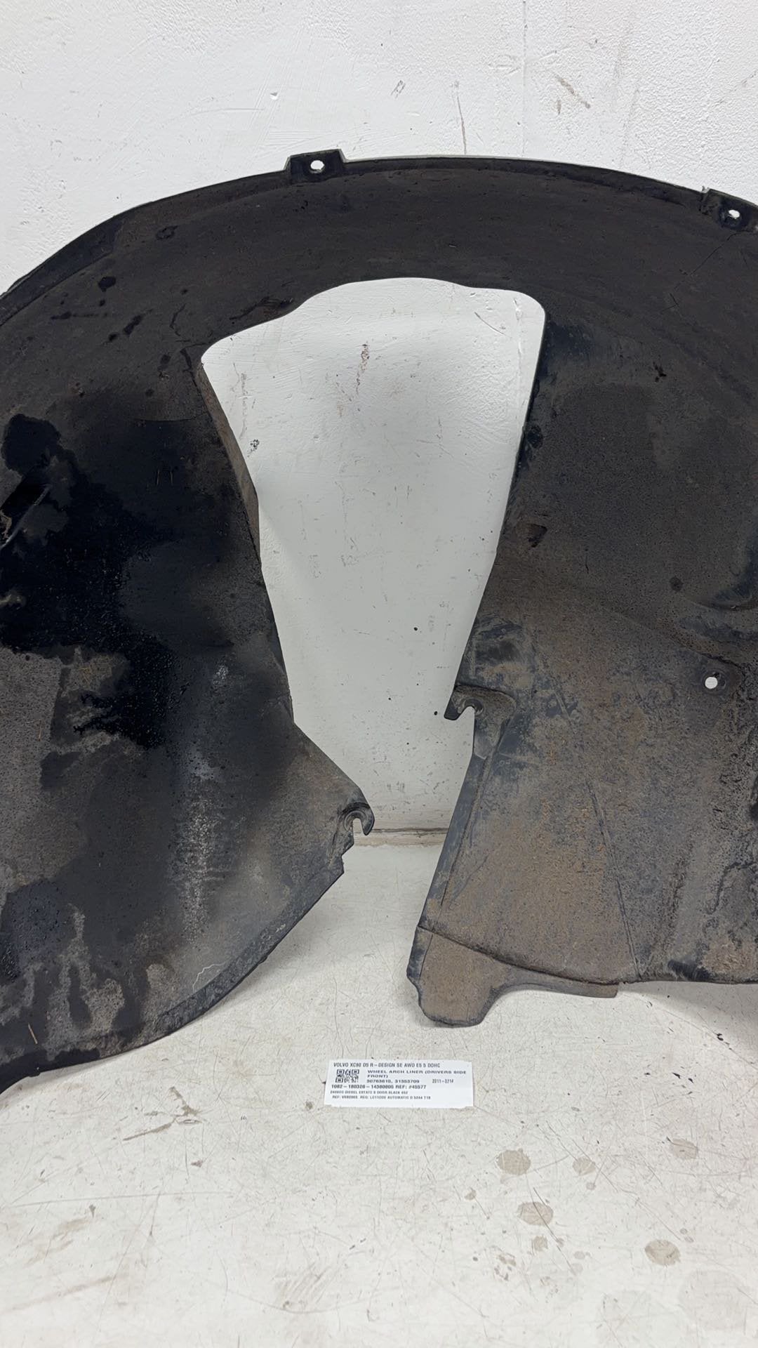 2007 - 2014 Volvo XC90  Estate WHEEL ARCH LINER (DRIVERS SIDE FRONT) 30763615