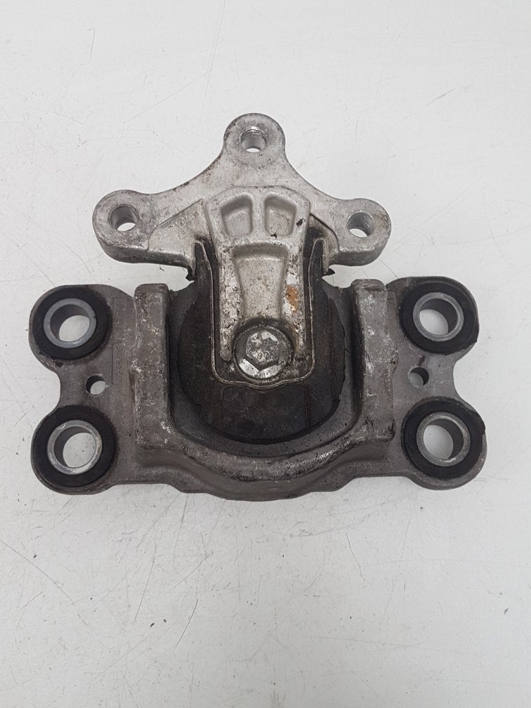 2011 - 2015 Volvo V60   Bottom Engine Mount 31262710