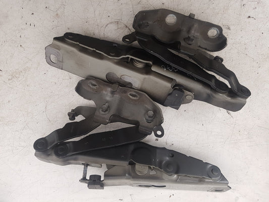 2017 - 2026 Volvo V60 II 225 Estate Bonnet Hinge/Strut 32244192