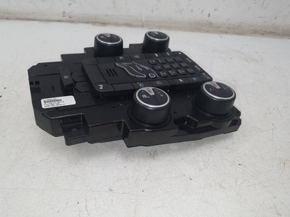 2014 Volvo V40  Hatchback HEATER & RADIO CONTROL PANNEL 31288103