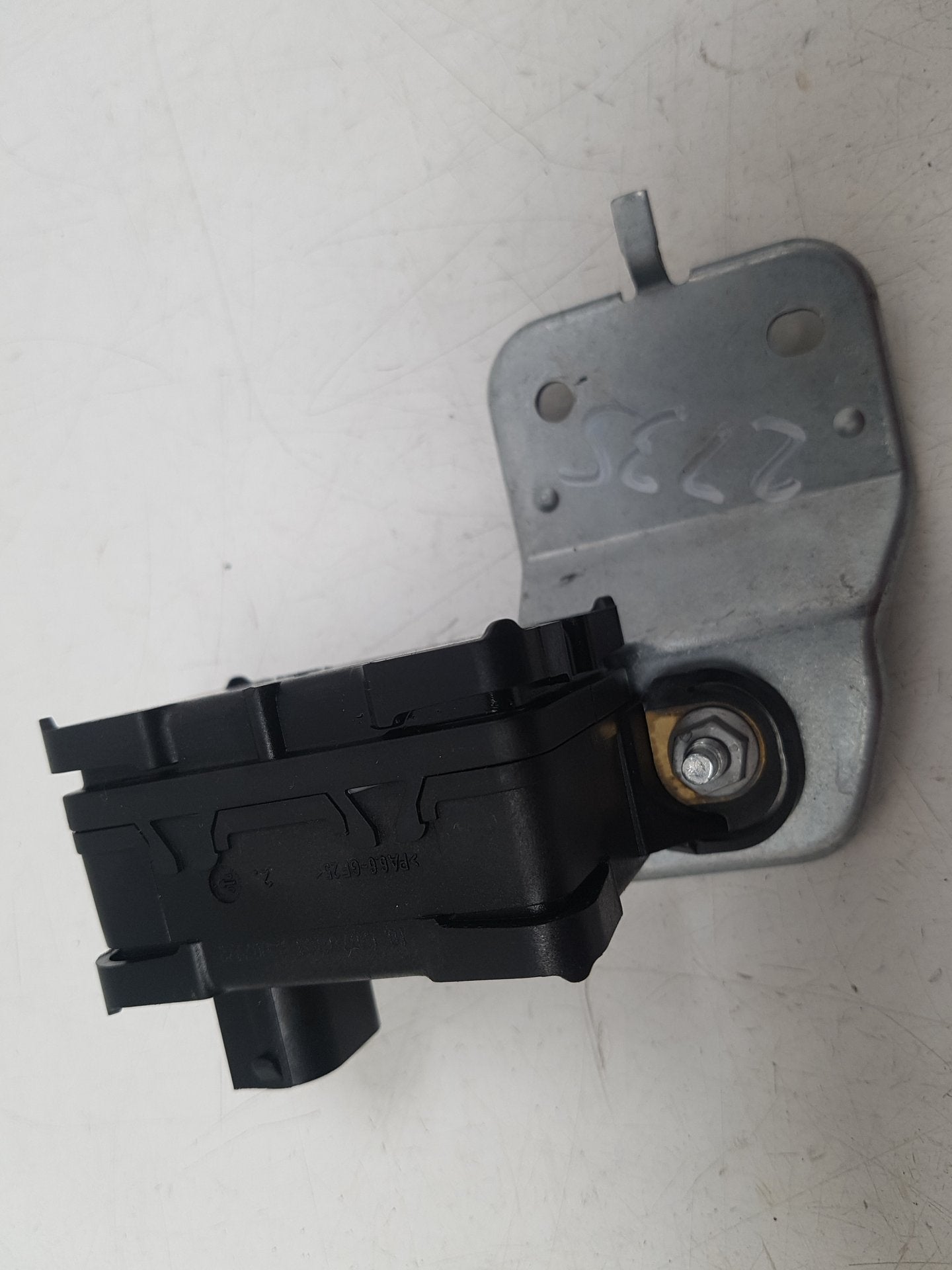 2000 - 2007 Volvo XC70  Estate YAW SENSOR 30667844AA