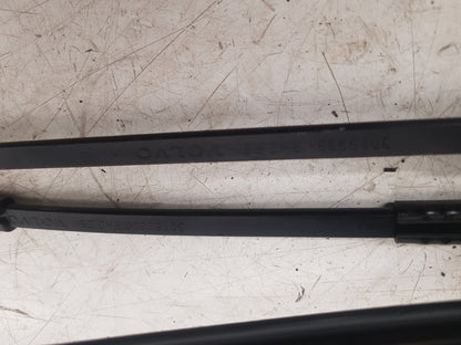 2004 - 2010 Volvo V50   Estate FRONT WIPER (PAIR) 30753000