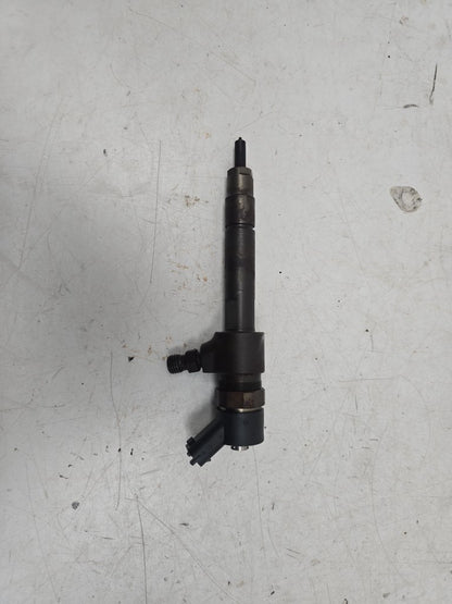 2005 - 2012 Saab 9-3  Estate Fuel Injector 93190429