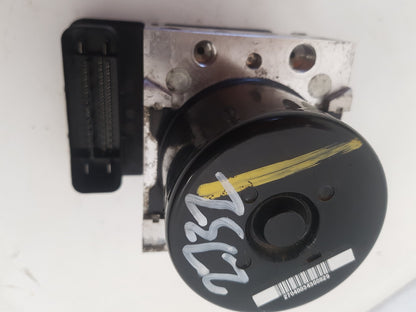 2013 - 2015 Volvo V60  Estate ABS Pump/Modulator 31329137