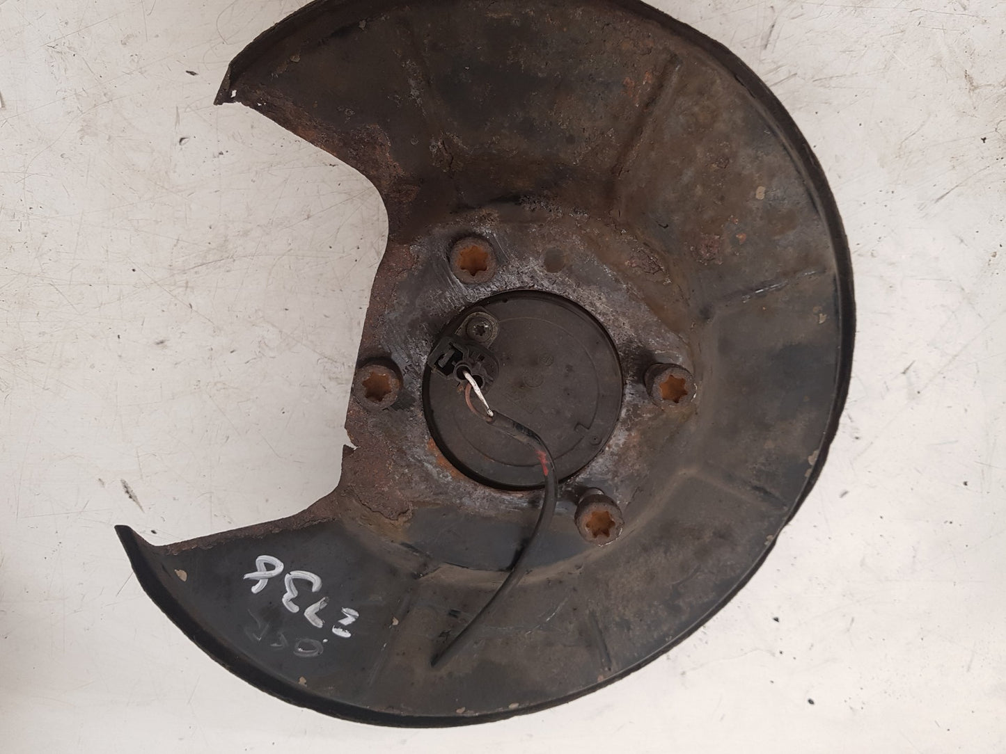 2009 - 2013 Volvo V60  Estate HUB BEARING (DRIVER SIDE REAR) 31201286