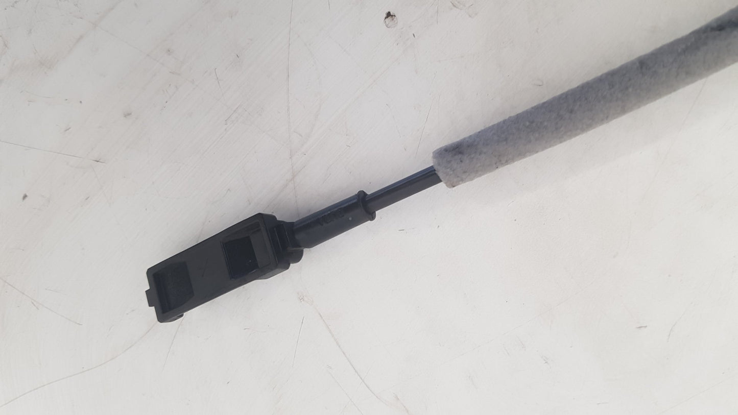 2005 Volvo V70  Estate Right Front Door Lock Actuator