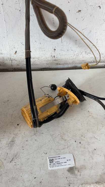 2004 - 2007 Volvo XC70  Estate Fuel Pump 30792518