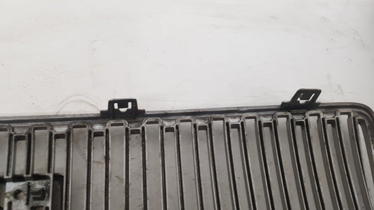 2005 - 2008 Volvo V70  Estate FRONT GRILL 08693346