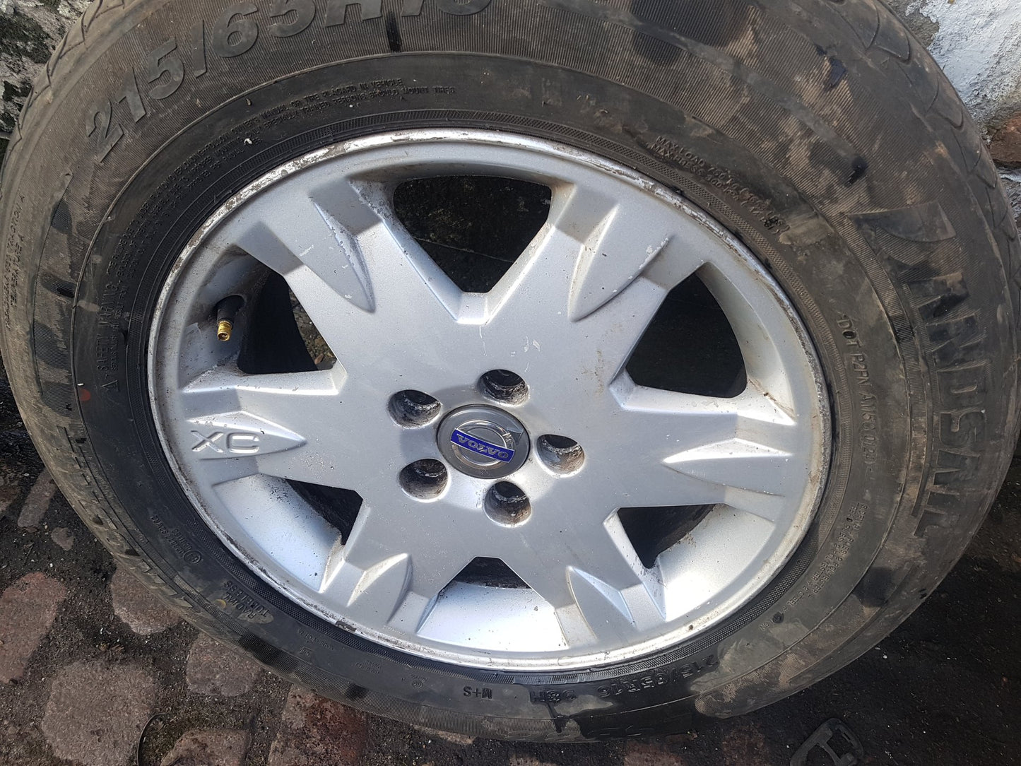 2000 - 2007 Volvo XC70  Estate Alloy Wheel 30647473