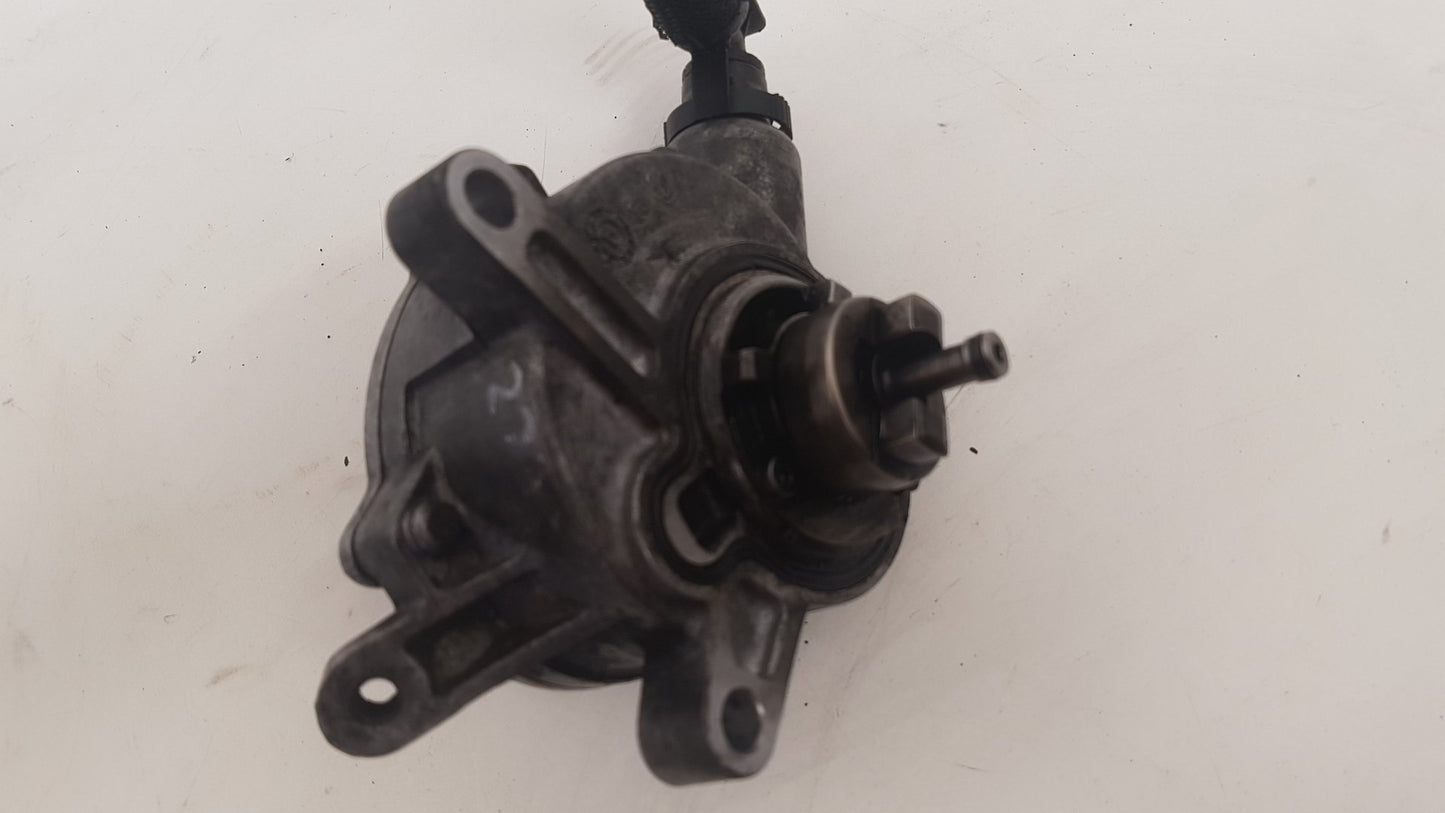 2000 - 2007 Volvo XC70  Estate Vacuum/Air Pump 30731825