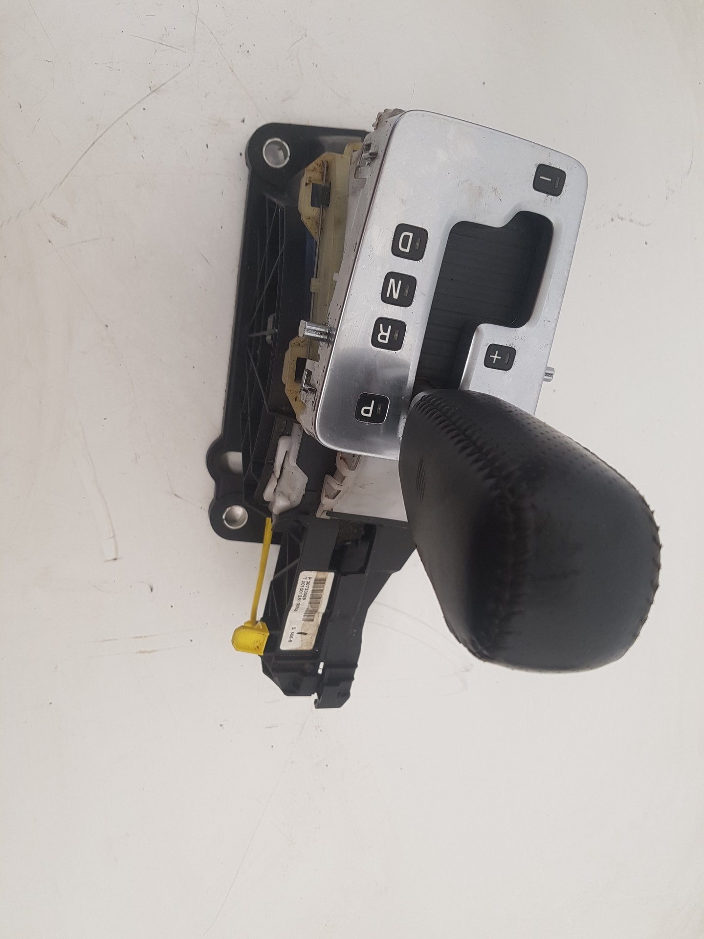 2008 - 2013 Volvo V70  Estate GEARSTICK (AUTOMATIC) 30733069