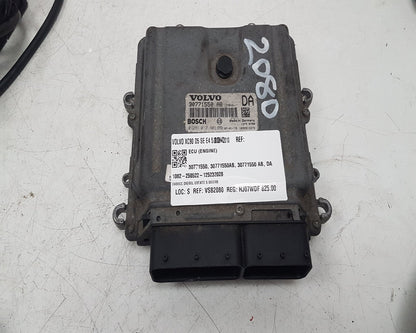 2012 - 2016 Volvo V40  Hatchback Engine ECU 30771550