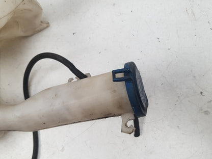 2000 - 2004 Volvo V40  Estate WASHER BOTTLE & MOTOR 30621343