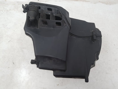 2013 Volvo V40  Hatchback Air Filter Box 31370808