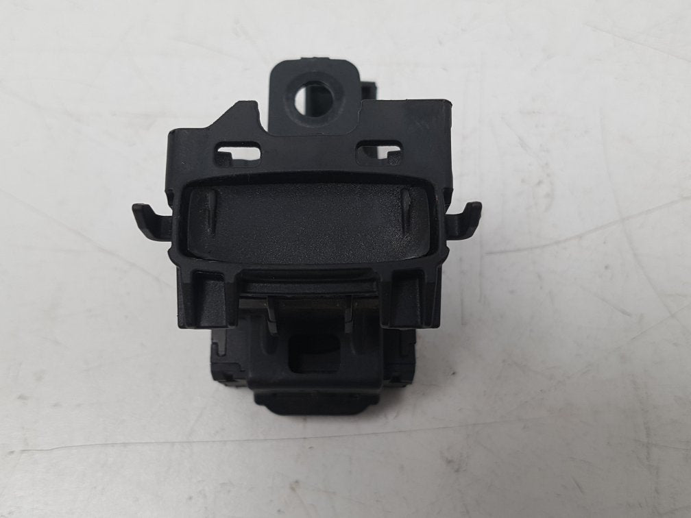2012 - 2016 Volvo V40  Hatchback Ignition Switch AH4N 15607 AE