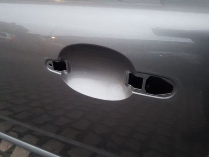 2008 - 2011 Volvo V70  Estate DOOR - BARE (FRONT PASSENGER SIDE)