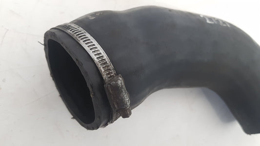 2000 - 2004 Volvo V40  Estate INTERCOOLER HOSE 30621196