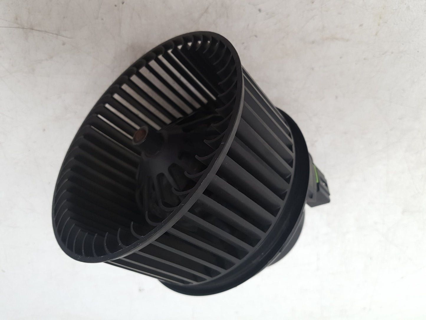 2012 - 2019 Volvo V40  Hatchback Blower Motor AV6N-18456-BA