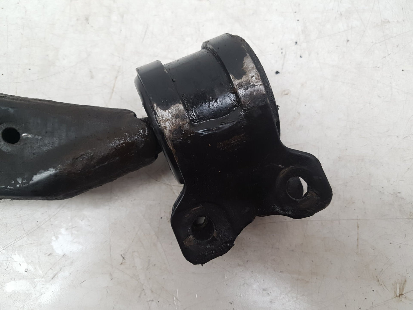 2010 Volvo S40  Saloon Left Front Lower Control Arm 31277463