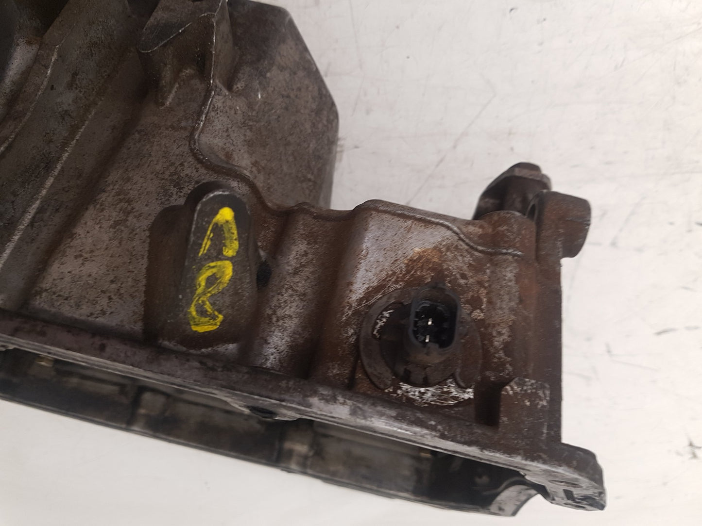 2008 - 2012 Saab 9-3  Convertible Oil Pan/Sump 90400247