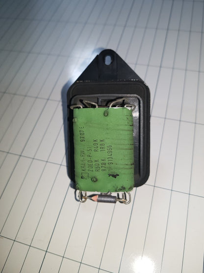 1998 - 2005 Volvo C70   Heater Fan Resistor 9134966
