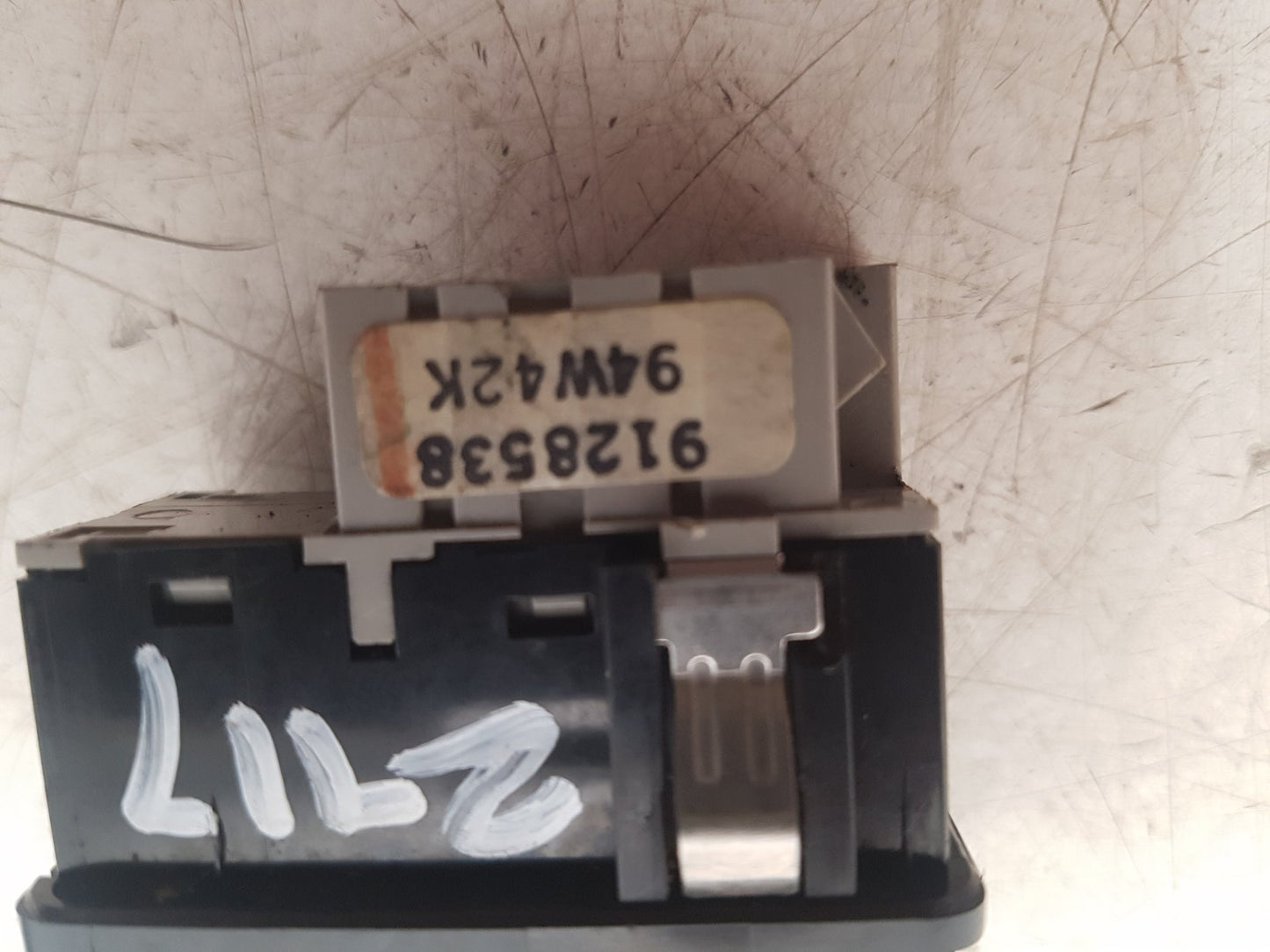 1992 - 1997 Volvo 850  Estate AUTOMATIC GEARBOX CONTROL MODULE SWITCH 9128538