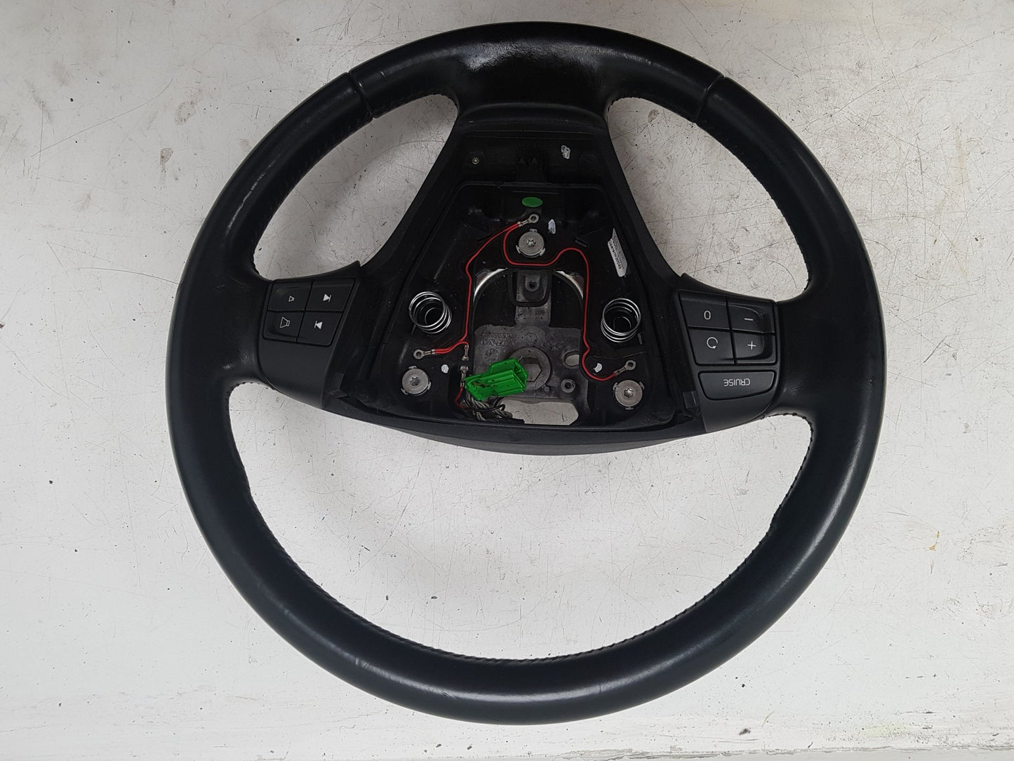 2009 - 2011 Volvo XC70  Estate Steering Wheel 30778752