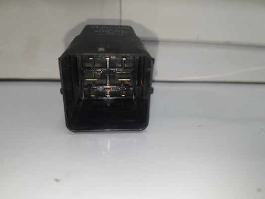 2010 - 2012 Volvo C30  Hatchback Glow Plug Relay 51299049