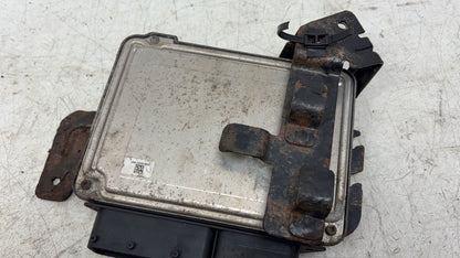 2007 - 2012 Saab 9-3  Estate Engine ECU 55576163