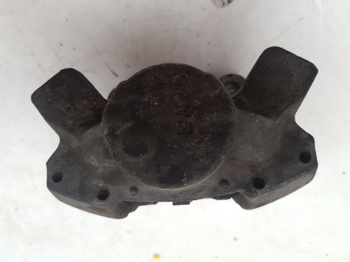 1992 - 1997 Volvo 850  Estate Left Rear Caliper 5003814