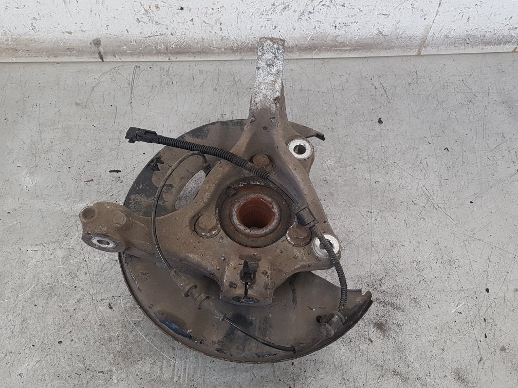 2010 - 2012 Saab 9-5  Saloon Left Front Hub Assembly 13219080