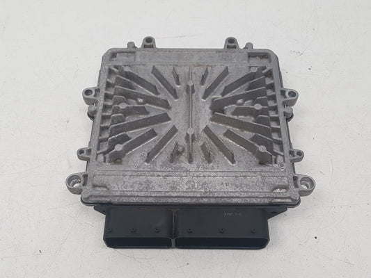 2006 - 2009 Volvo S80  Saloon Engine ECU 30785100 AB