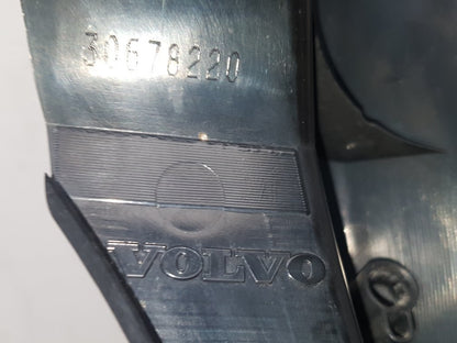 2002 - 2007 Volvo XC90   REAR/TAIL LIGHT UPPER (PASSENGER SIDE) 30678220