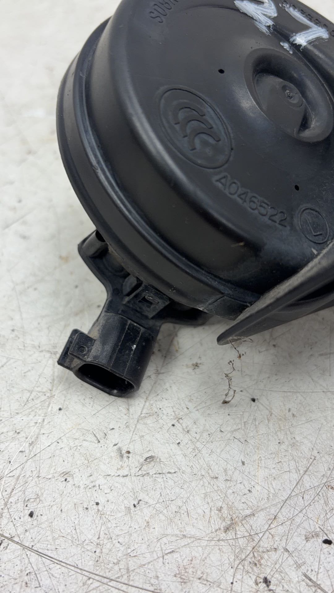 2008 - 2016 Volvo XC70 III 136 Estate HIGHER AND LOWER HORNS (PAIR) 31276805