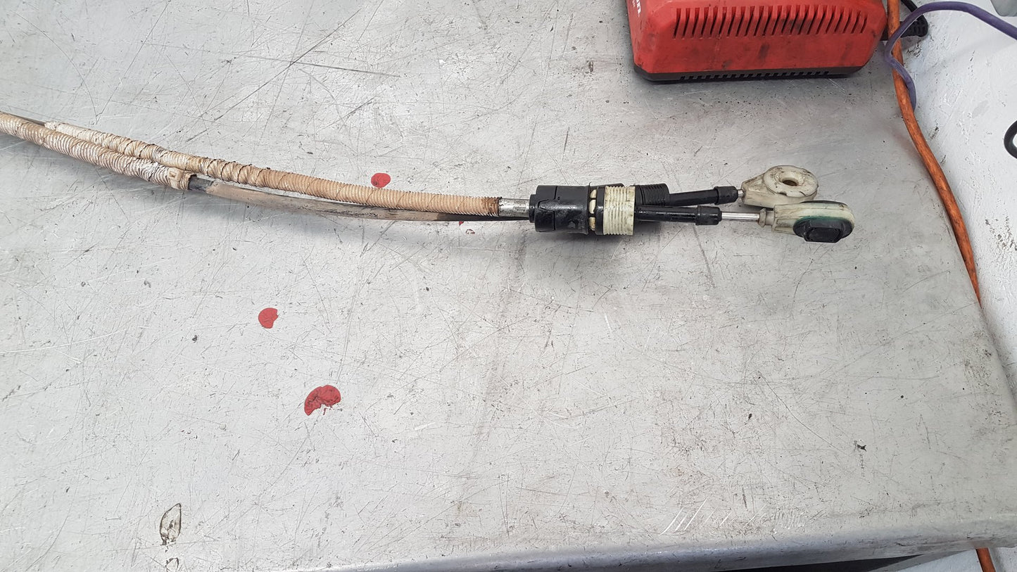 2010 - 2014 Volvo XC60  Estate Gear Shifter Cable Set 31256860