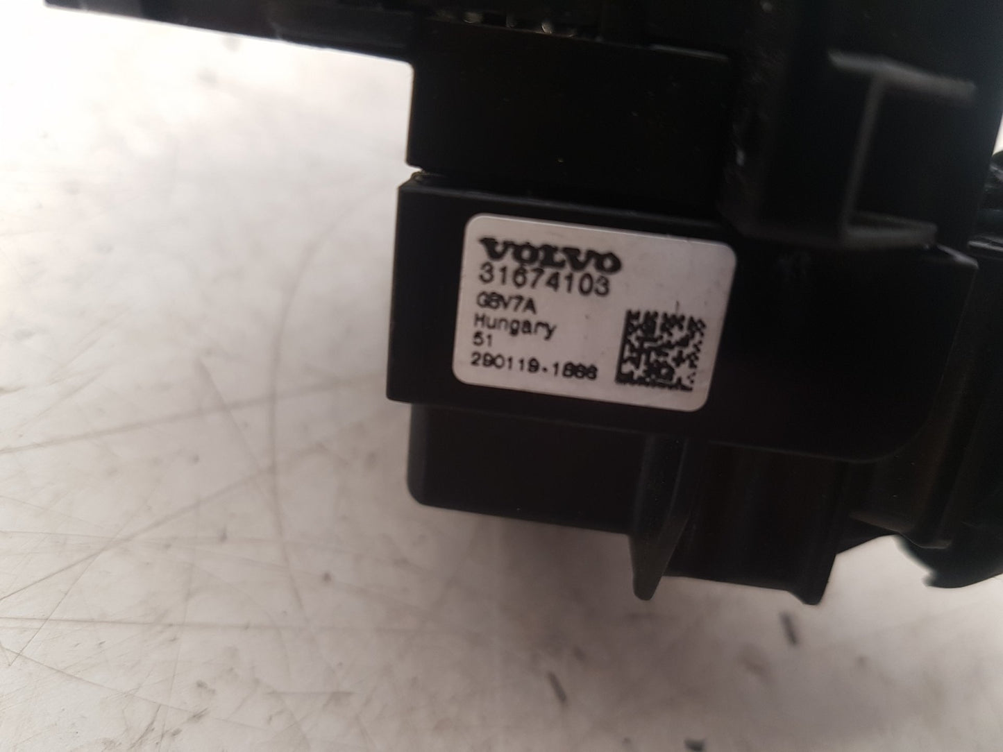 2017 - 2026 Volvo V60 II 225 Estate Wiper Switch 31674103